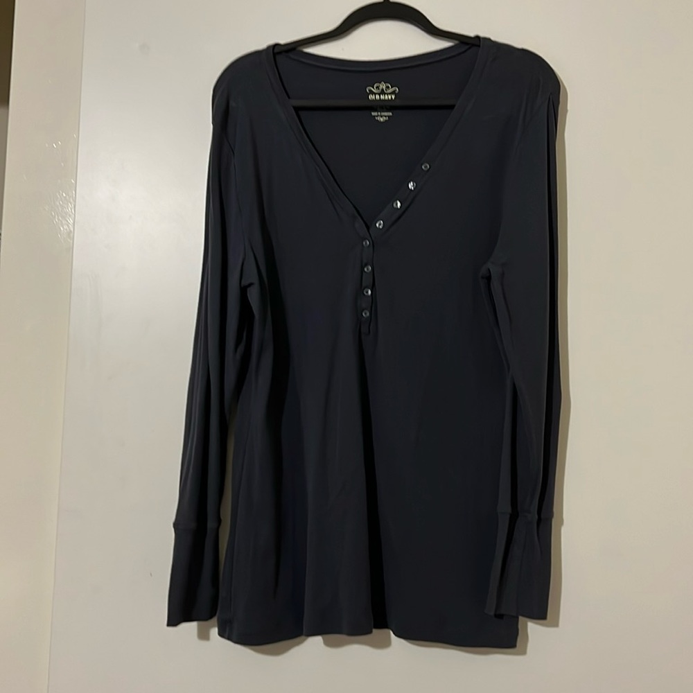 Women’s Old Navy Long Sleeve Top